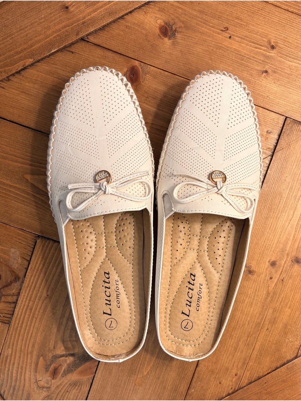 Lucita Comfort White Perforated Bow Loafers